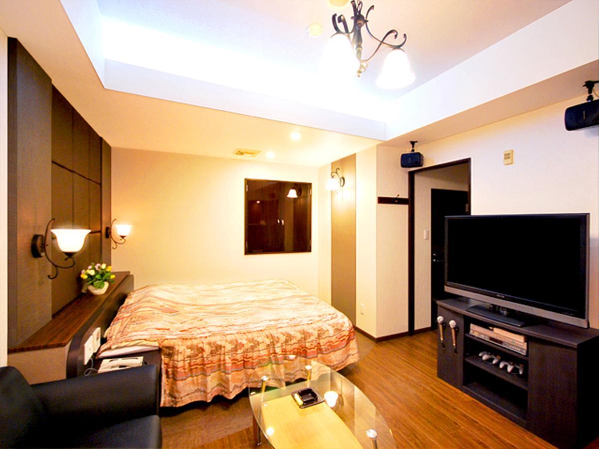 Hotel Joy (Adults Only) Комаки Экстерьер фото