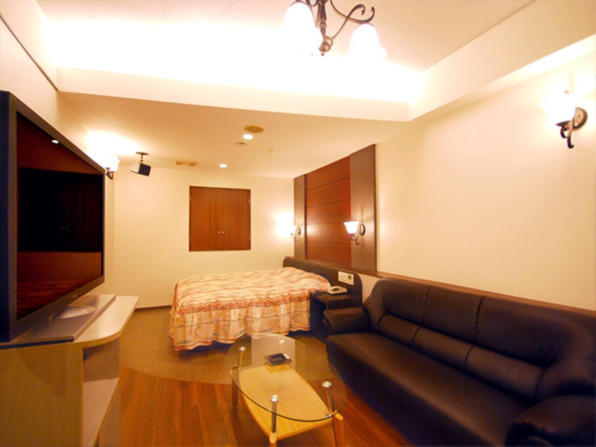 Hotel Joy (Adults Only) Комаки Экстерьер фото